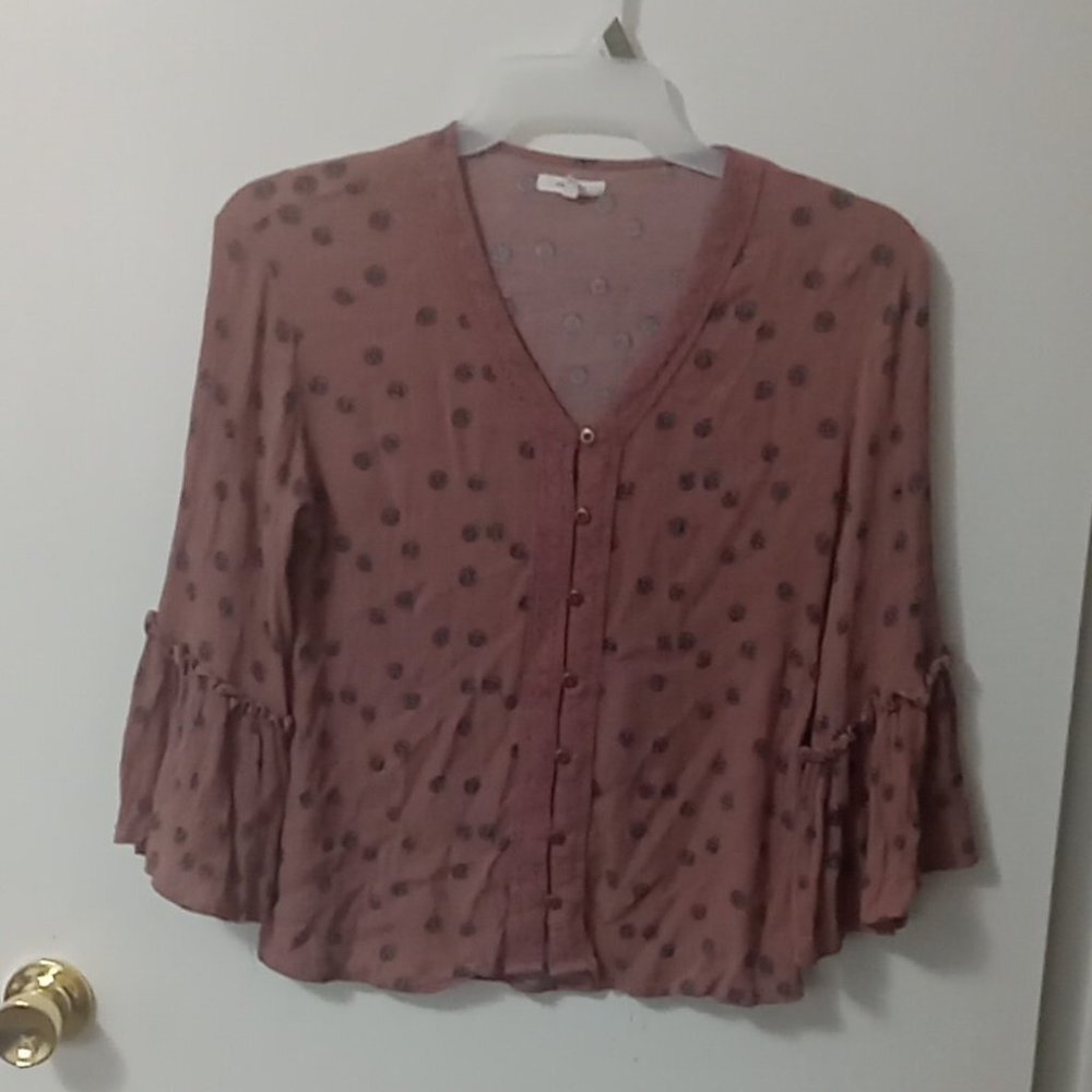 Maurices Womens Size XSBlouse bell sleeves